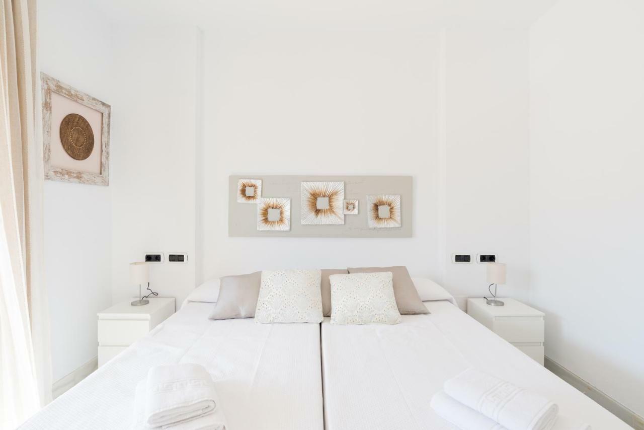 Luxury Duplex- 7 Minutes From The Beach Torremolinos Exterior photo